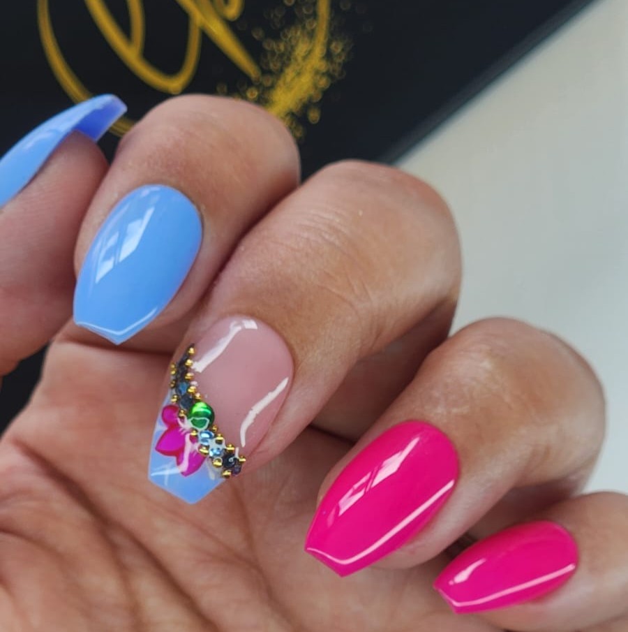 image Press-On Nails "Bijoux Flower" – Forme Ballerine S Tany Mena